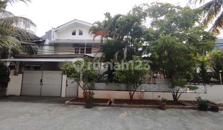 Dijual Rumah Tua di Hibrida Iii Dijual Rumah Tua di Hibrida Iii