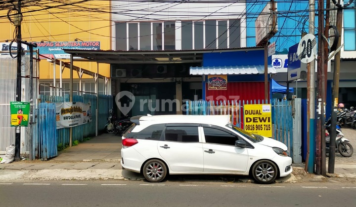 Tandem Shophouse Utan Kayu Raya Tandem Shophouse Utan Kayu Raya