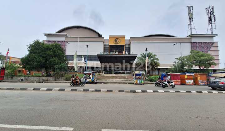 Gedung Plaza Kuta Bumi Tangerang Strategis Jual Cepat