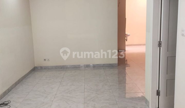 Nirwana flood-free cluster house Nirwana flood-free cluster house