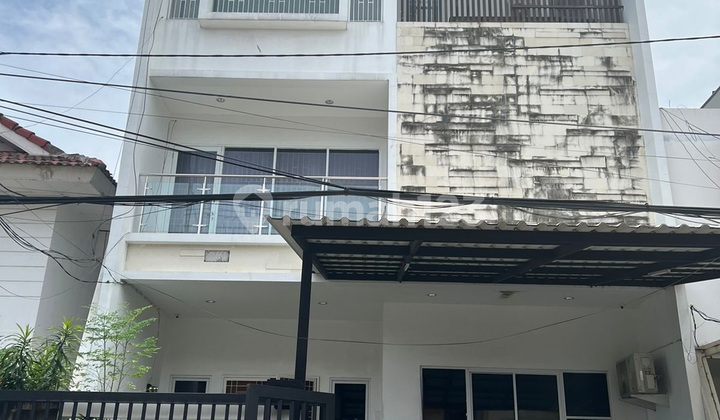 Rumah Minimalis Gading Kirana Hadap Selatan