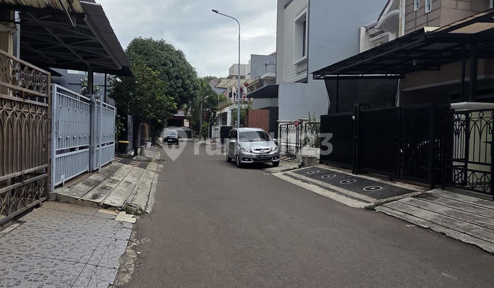 Minimalist House Facing South Serene Comfortable