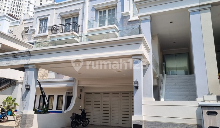 Rumah Sunter Oppulence Cluster Full Furnished