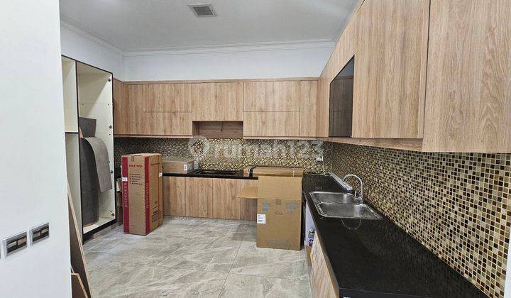 Rumah di Cluster Aquamarine 2 Lantai Sudah Renovasi 2