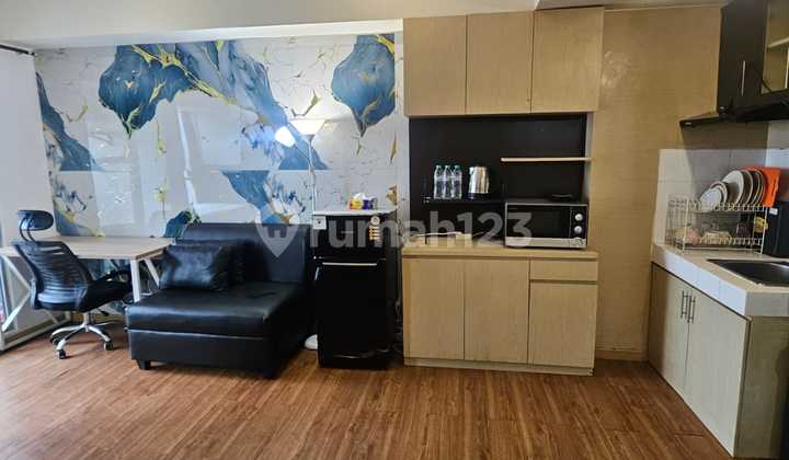 Ready-to-live M town Gading Serpong apartment fully furnished, just bring your suitcase!!