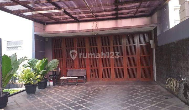 rumah siap huni, ada kolam renang pribadi!! 1