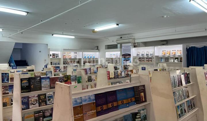 Dijual Ruko 3 Lantai Hoek, Rapi, Terawat, Bersih Jl Bulevard Raya Kelapa Gading. Dijual Ruko 3 Lantai Hoek, Rapi, Terawat, Bersih Jl Bulevard Raya Kelapa Gading.