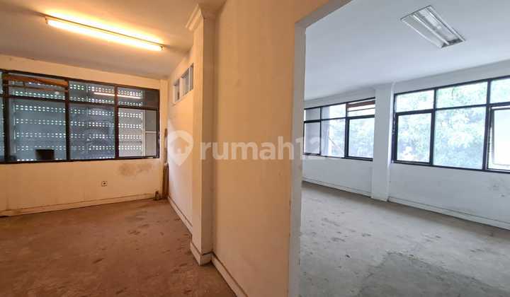 2-Unit Shop-House with Spacious Parking in Pegangsaan Dua 2-Unit Shop-House with Spacious Parking in Pegangsaan Dua