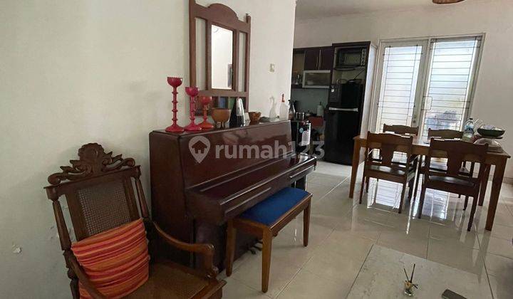 Disewakan Rumah 2 Lantai di Delatinos BSD semifurnished 3 kamar hadap taman 2