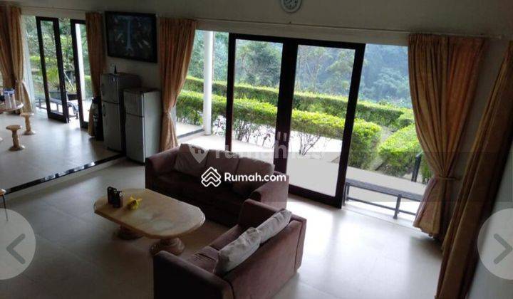 Villa minimalis di Cikole Lembang ada view 2