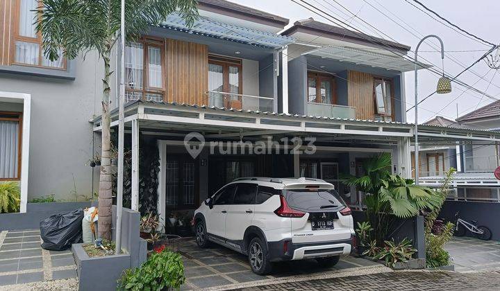 Rumah minimalis komplek Ubud Sariwangi Bandung  1