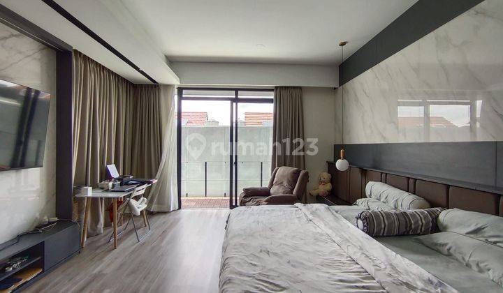 Rumah baru furnished Nayapati Kota baru Parahyangan Bandung  2