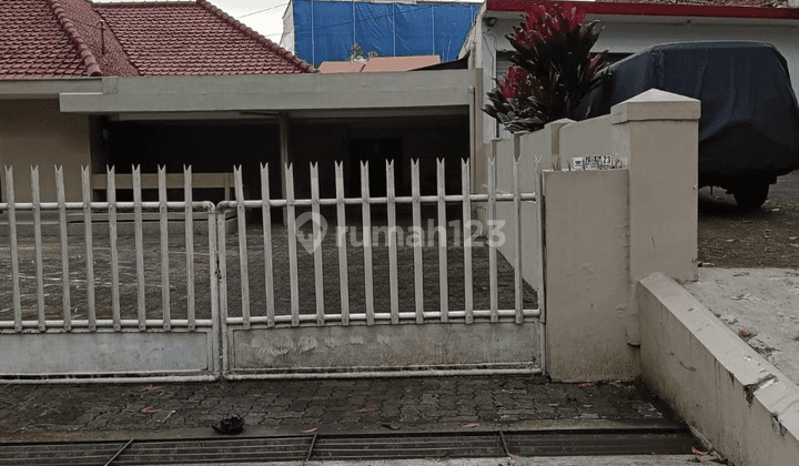 Disewa rumah Mainroad di Sayap Sukajadi Bandung 2