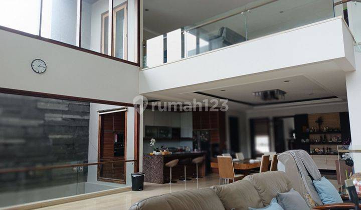 Rumah modern minimalis Setra sari indah kota Bandung  2