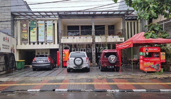 Disewa ruang usaha untuk cafe,kantor di jl Sriwijaya Regol  1