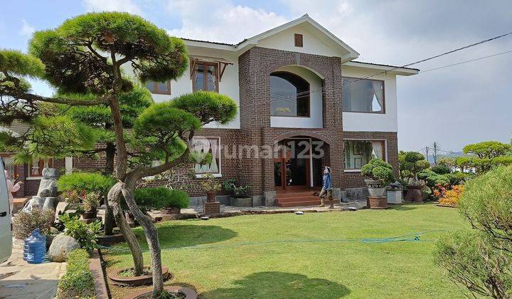 Rumah Villa Korea Di Lembang Full Furnished  1