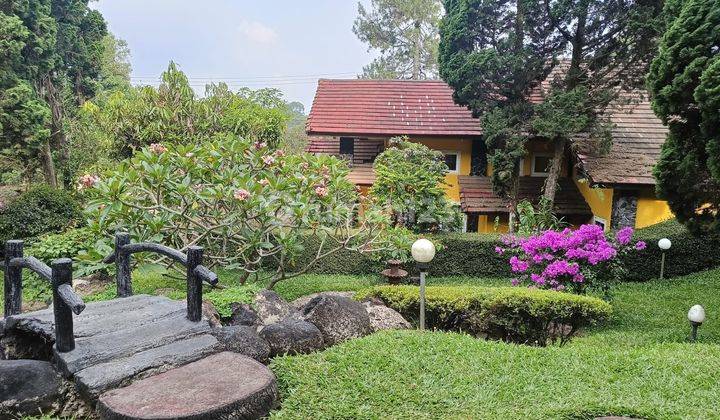 Villa Bagus Semi Furnished di Villa Istana Bunga 2