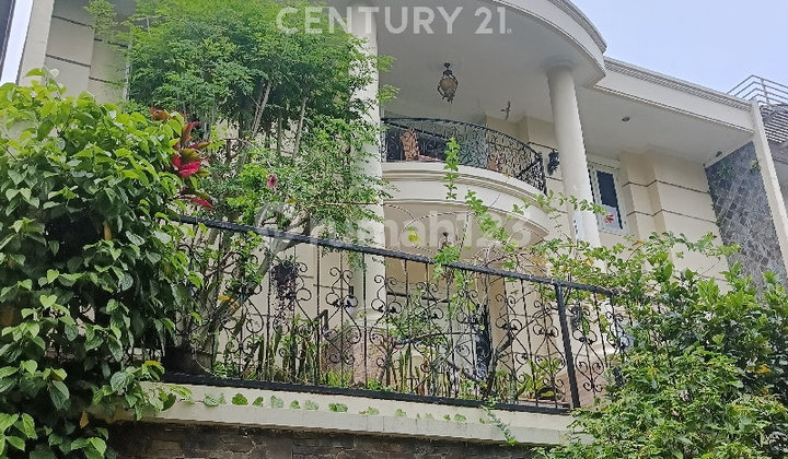 Rumahk Mewah Klasik di Setra Duta Kota Bandung 2