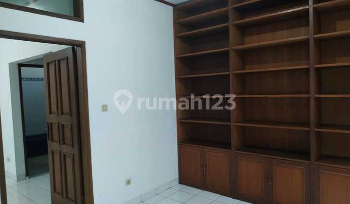 Sewa Rumah Furnish Di Setraduta Kota Bandung 2