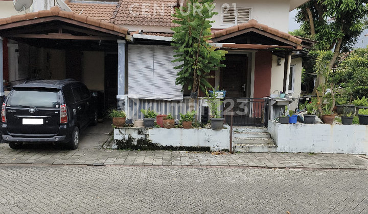 Hook House in Kota Baru Parahyangan Near Ikea