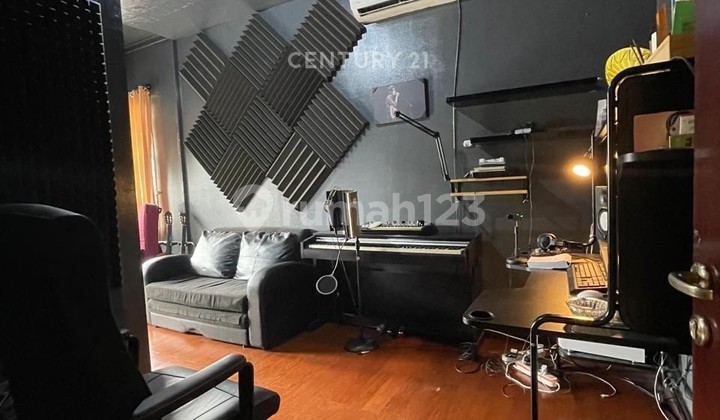 Rumah Full Furnished di Tatar Ratnasasih Kota Baru Parahyangan 2