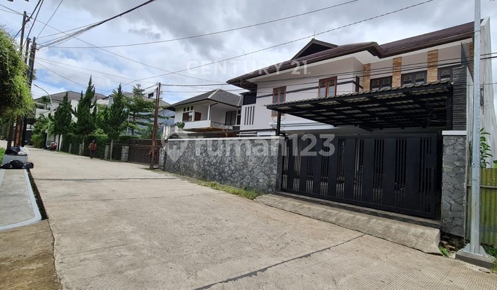 Rumah Minimalis Baru di Setrawangi Bandung