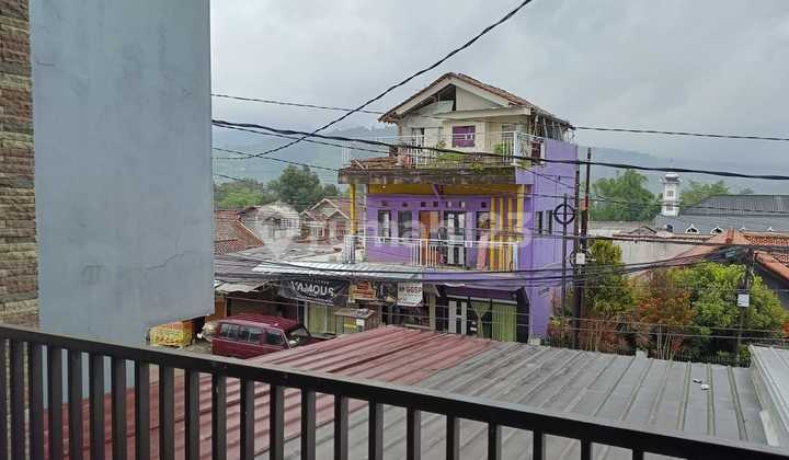 Rumah Asri Terawat di Komplek Sukamanah Lembang 2
