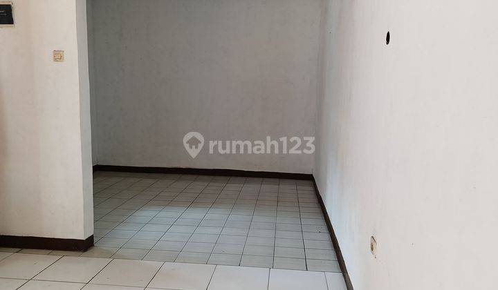 Rumah Kost Belakang Bca Kota Baru Parahyangan  2