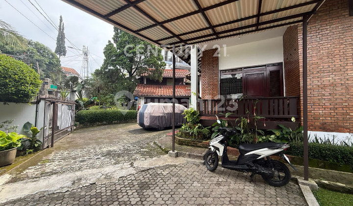 Rumah Heritage Sayap Dago Kota Bandung