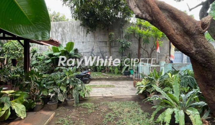 Rumah Tua Hitung Tanah Dalam Komplek Di Cipete Jakarta 2