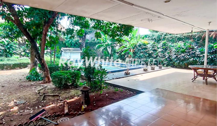 Rumah Lama Hitung Tanah Di Kemang Selatan 2