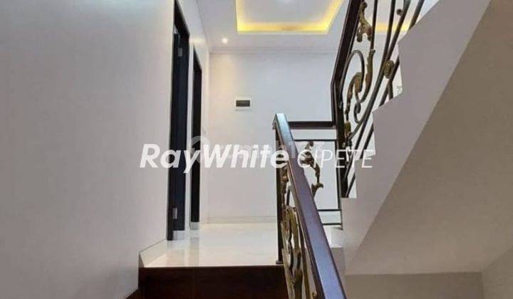 Rumah Cantik Dalam Townhouse Di Kebagusan Jakarta 2