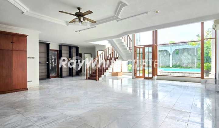 Rumah Lama Terawat Siap Huni Dekat Stasiun Mrt Hj Nawi 2