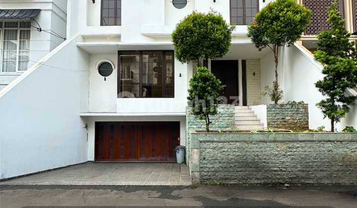 Rumah Cantik Dalam Townhouse Di Cipete Fatmawati