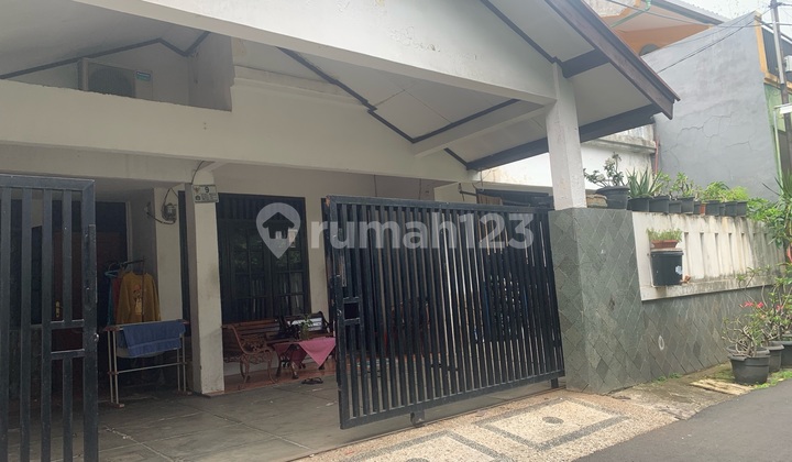 Boarding House in Strategic Area Tebet Jakarta 2