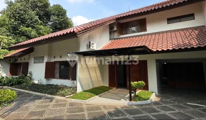 Rumah Siap Huni Di Kebayoran Baru