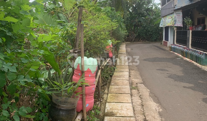 Land Ready to Build in the Middle of Cibinong Residential Area Land Ready to Build in the Middle of Cibinong Residential Area