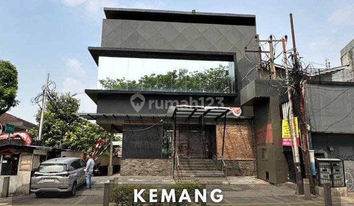 Gedung Komersil 3 Lantai Area Kemang Raya Jakarta 1