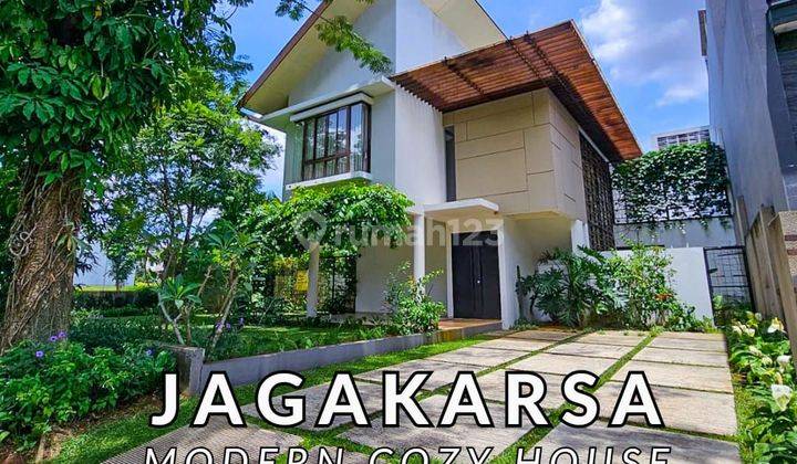 Dijual Rumah Cozy House Casamora Jagakarsa 1