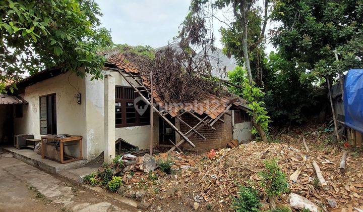 Rumah Tua Hitung Tanah Cocok Untuk Kos dan Usaha dipinggir Jalan Besar 2