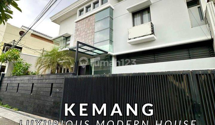 Dijual Rumah Cantik Area Kemang Jakarta Selatan lokasi strategis  1