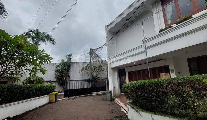 Rumah Dalam Cluster area Cipete  Jakarta Selatan