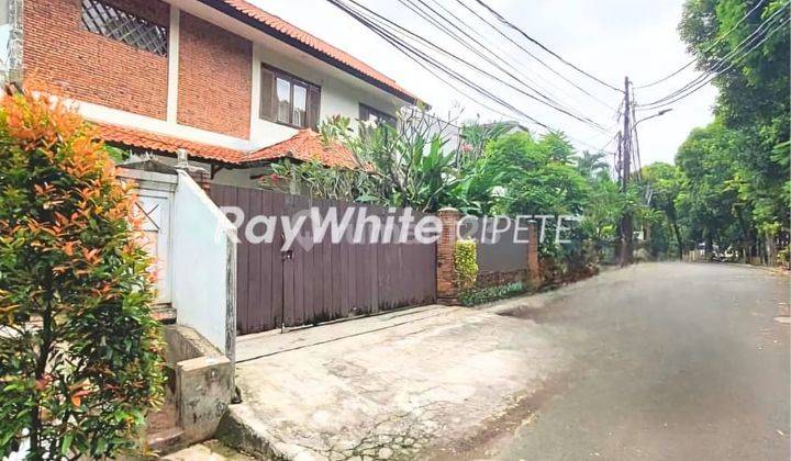 Rumah Klasik Modern Area Kebayoran Baru Jakarta Selatan 2