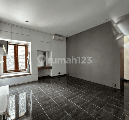 For Rent Rumah Cantik Area Jeruk Purut Area Jakarta Selatan 2