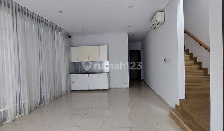 For Rent Rumah Cantik di Serenia Hills Cluster Quantum 2