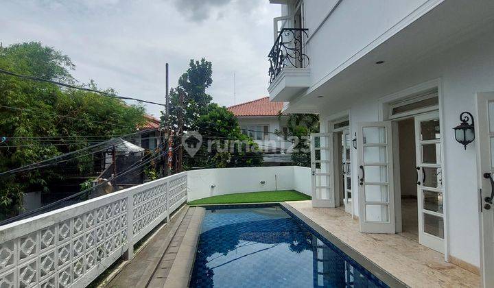 Rumah Cantik 2 Lantai Area Ampera Jakarta Selatan 1