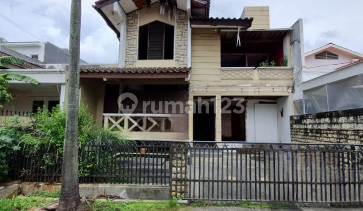 Di Jual Rumah Hitung Tanah ARea Pondok Indah Jakarta Selatan