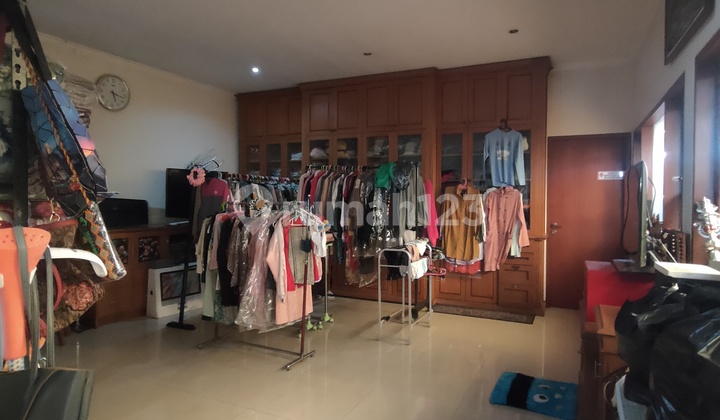 Rumah Strategis Di Tengah Kota Dekat Akses Tol Dan Angkutan Umum Rumah Strategis Di Tengah Kota Dekat Akses Tol Dan Angkutan Umum