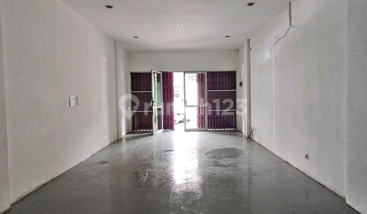 For Rent 4-Story Shop House Ready to Use at Paskal Hyper Square