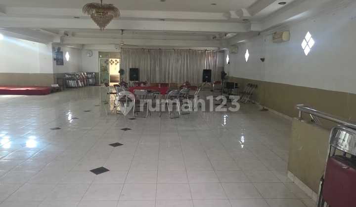 Disewakan Gedung Ruang Usaha di Moh Toha Dekat Akses Tol Disewakan Gedung Ruang Usaha di Moh Toha Dekat Akses Tol